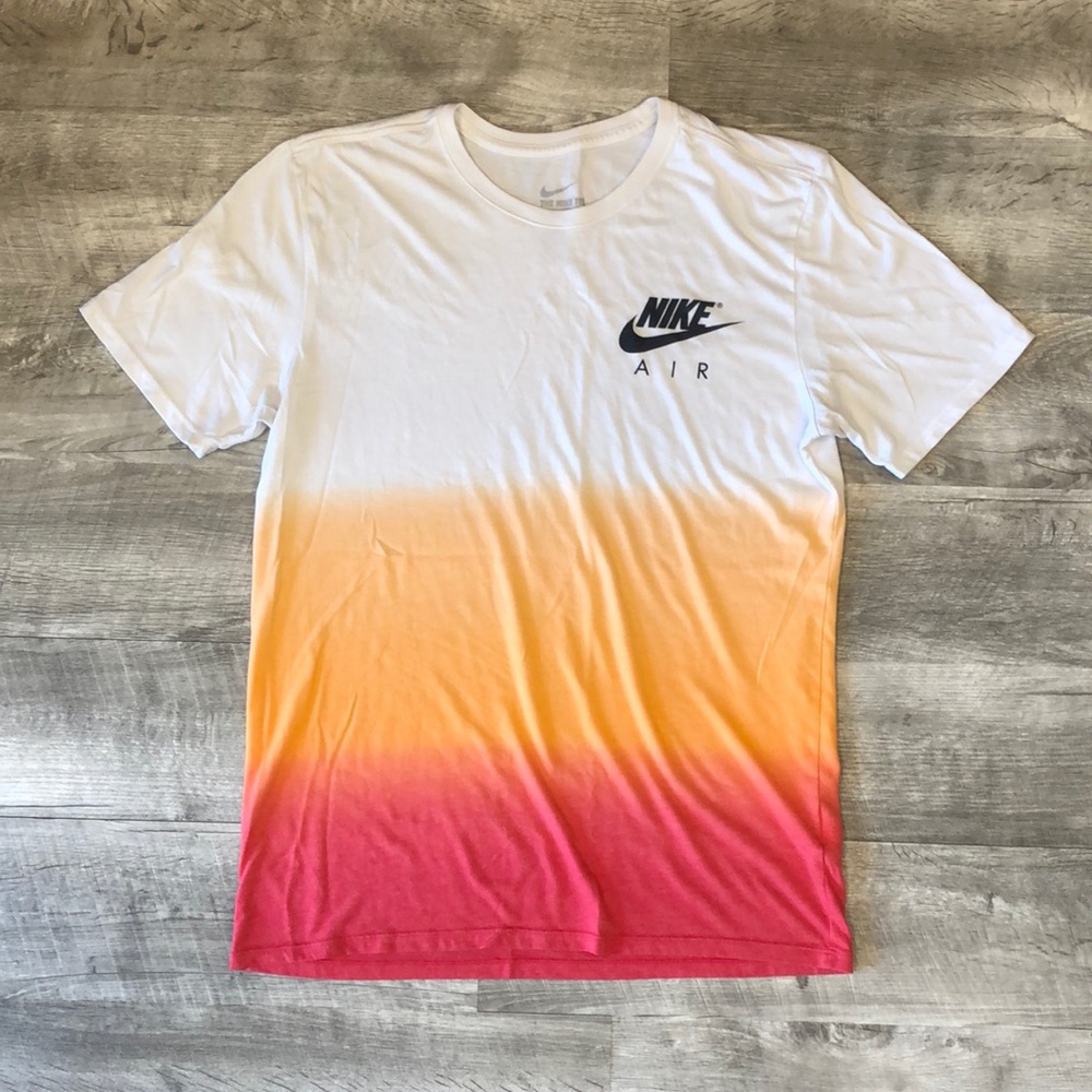 The Nike Tee